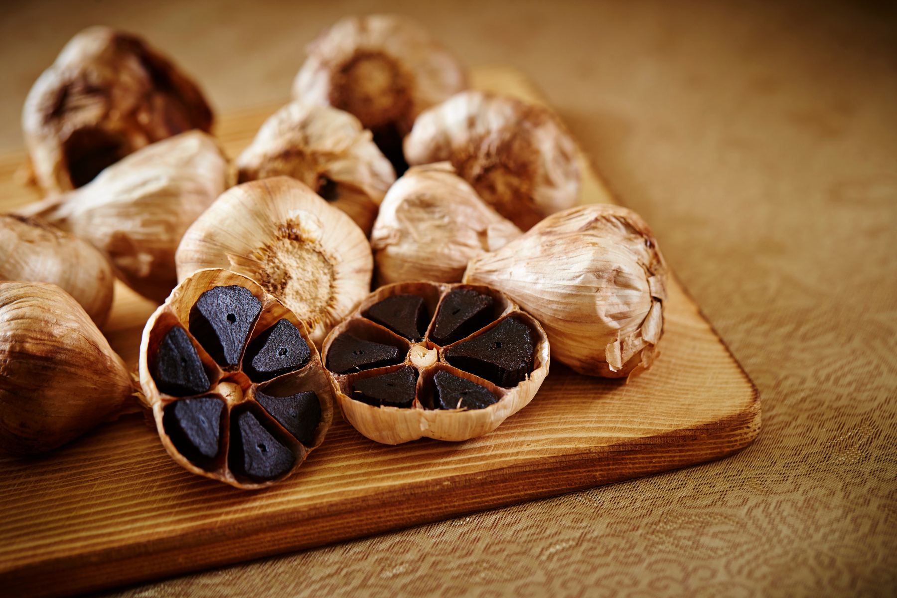 Czarny czosnek